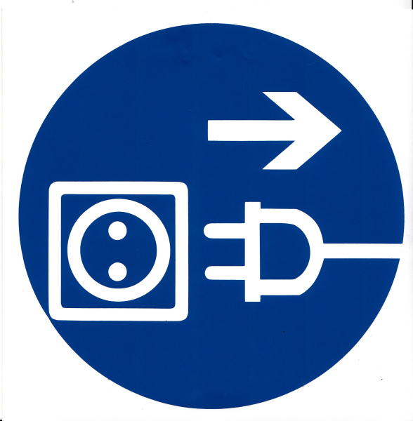 Самоклеющаяся табличка. (M 13). Отключить штепсельную вилку (d200мм)