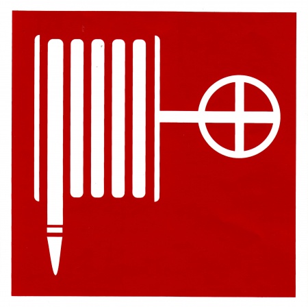 Знак безопасности на пластике. (F 02). Пожарный кран (200х200мм)