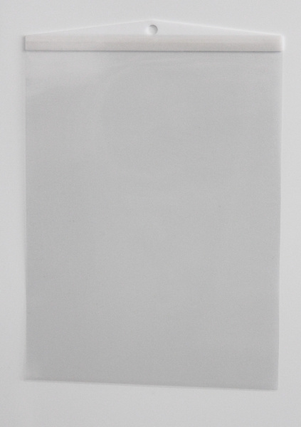 Карман подвесной вертикальный под плакаты (размер 47х61см)